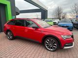 Skoda SUPERB Combi Scout 2.0 TSI 280 PS DSG 4x4 - rote Skoda Superb