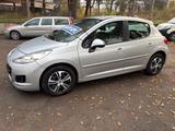 Peugeot 207 Plus 1.4 8V 75CV 5p. ECO GPL - Peugeot 207 mit LPG-Antrieb