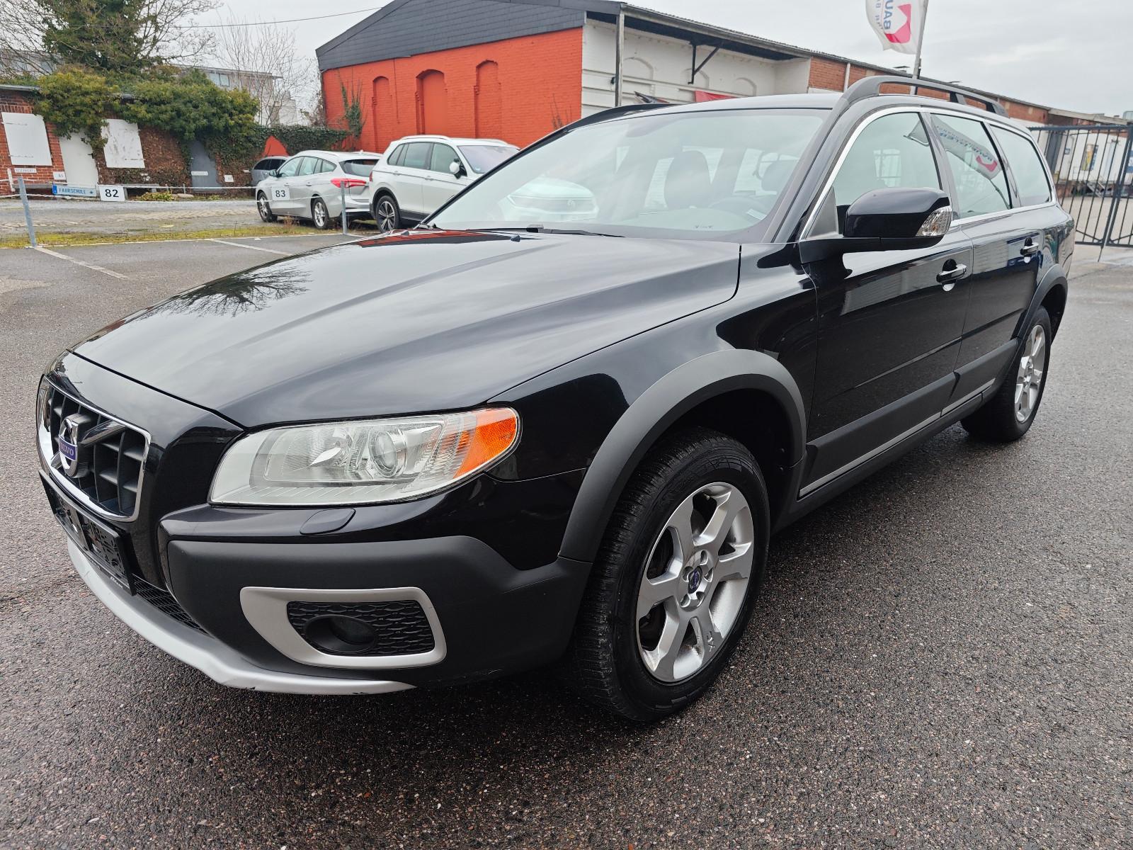 Volvo XC 70 XC70 Momentum 2WD Navi Xenon