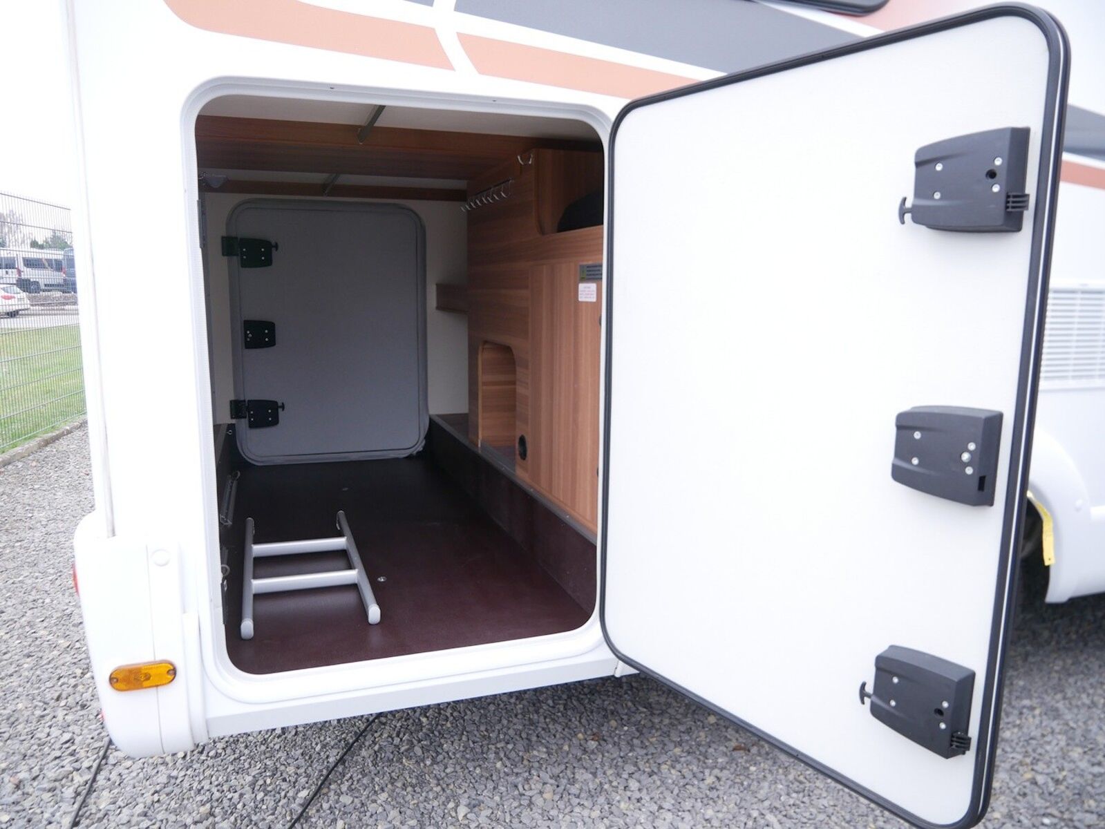 Fahrzeugabbildung Weinsberg CaraCompact EDITION PEPPER 600 Markise,Sat