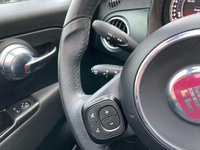 Fahrzeugabbildung Fiat 500C 1.0 Mild Hybrid RockStar Navi, DAB, Tempoma