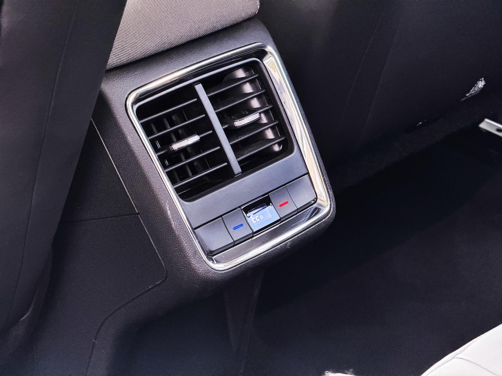 Skoda ENYAQ IV 60 LOFT*T-LEDER*LED*19 ZOLL*NAVI