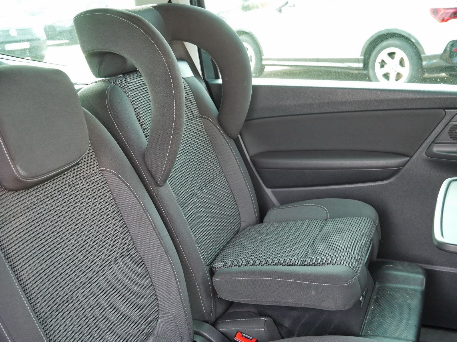 Volkswagen Sharan - Bild 17
