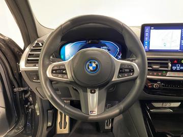 صورة 8 لـ 2024 BMW IX3