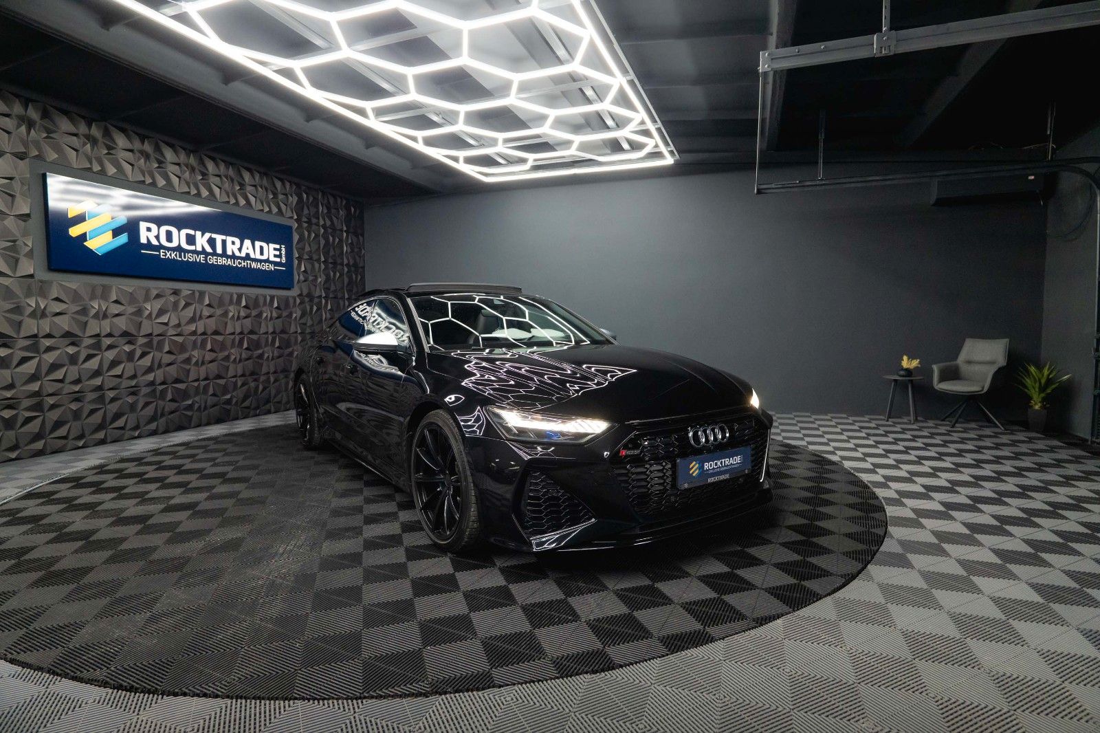 Fahrzeugabbildung Audi RS7 4.0 TFSI quattro | SKY Lounge | Pano | LASER