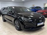 Hyundai i30 Fastback Edition 30+ LED R.Cam DAB+ Navi SHZ - Hyundai i30 in Bonn