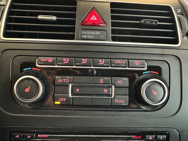 Volkswagen Touran Highline *AHK*Xenon*DAB*Klima*Navi*Kamera