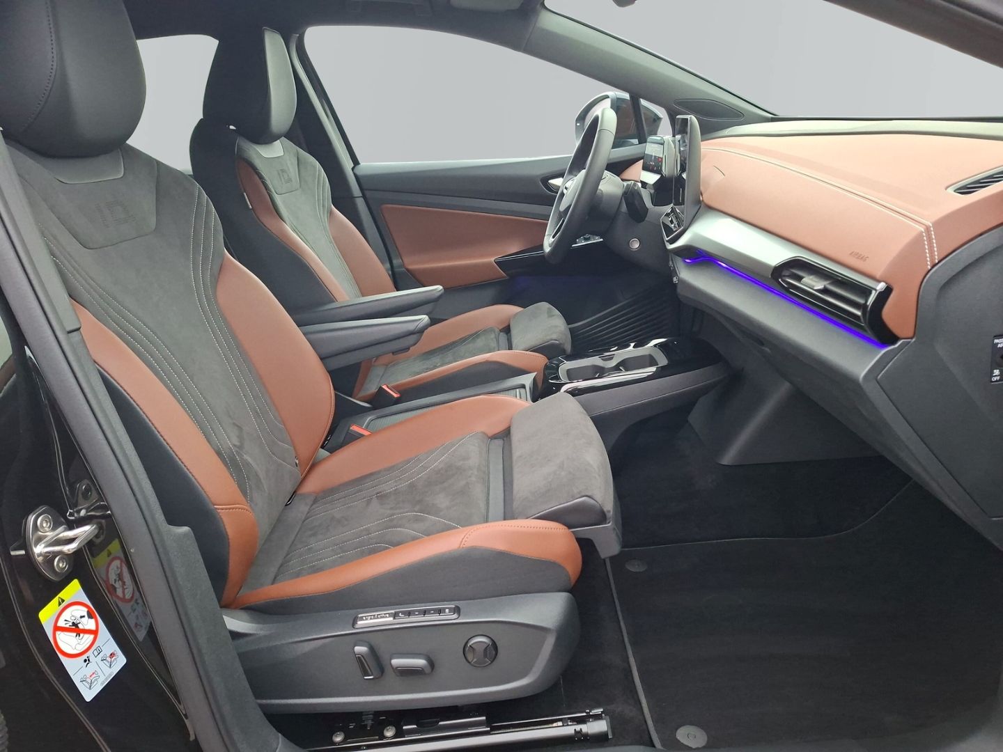 ID.5 Pro *KAMERA*NAVI*DCC*KEYLESS*IQLIGHT*