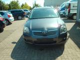 Toyota Avensis Kombi 1.8 Travel - Toyota Avensis: Travel