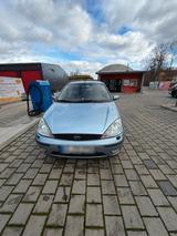Ford Focus - Ford Focus mit Benzin-Antrieb: Kleinwagen, Automatik