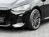 BMW 218 Active Tourer - Vorschau Bild 3