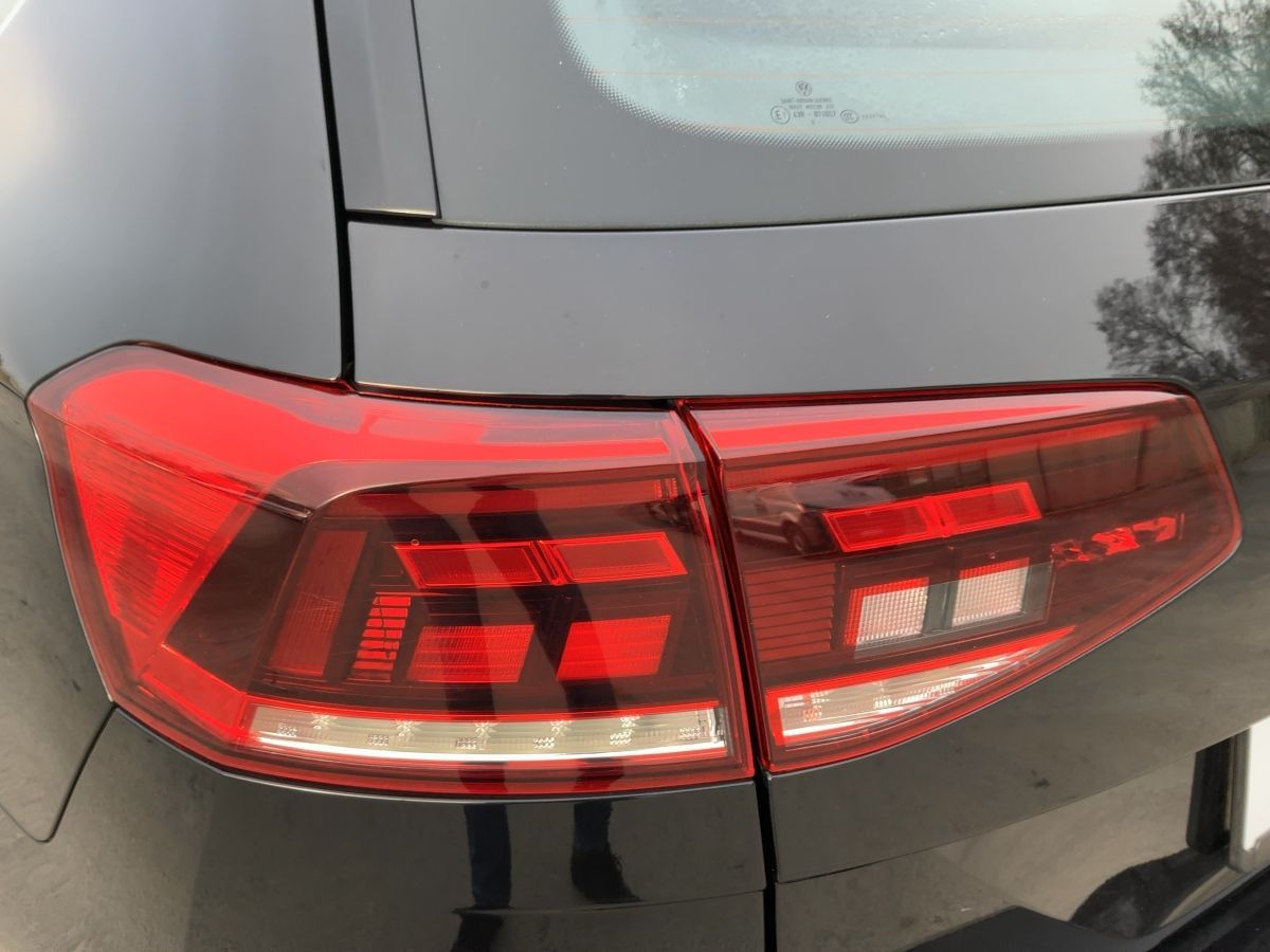 Volkswagen Passat Variant - Bild 16