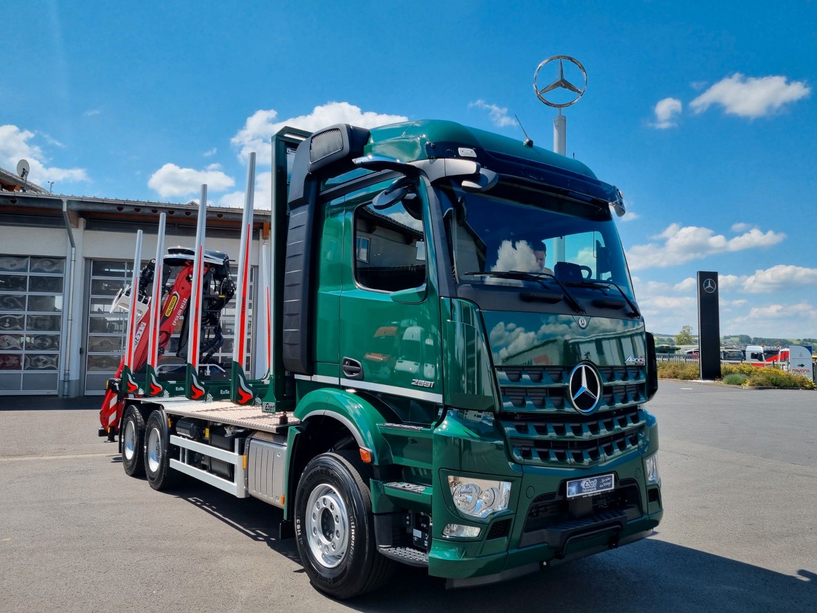 Fahrzeugabbildung Mercedes-Benz Arocs 2651 L 6x4 Palfinger Epsilon TZ12-98