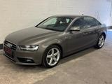 Audi A4 Lim. Attraction quattro Motor 3,0 Ltr Allrad - Audi A4 Gebrauchtwagen in Düsseldorf