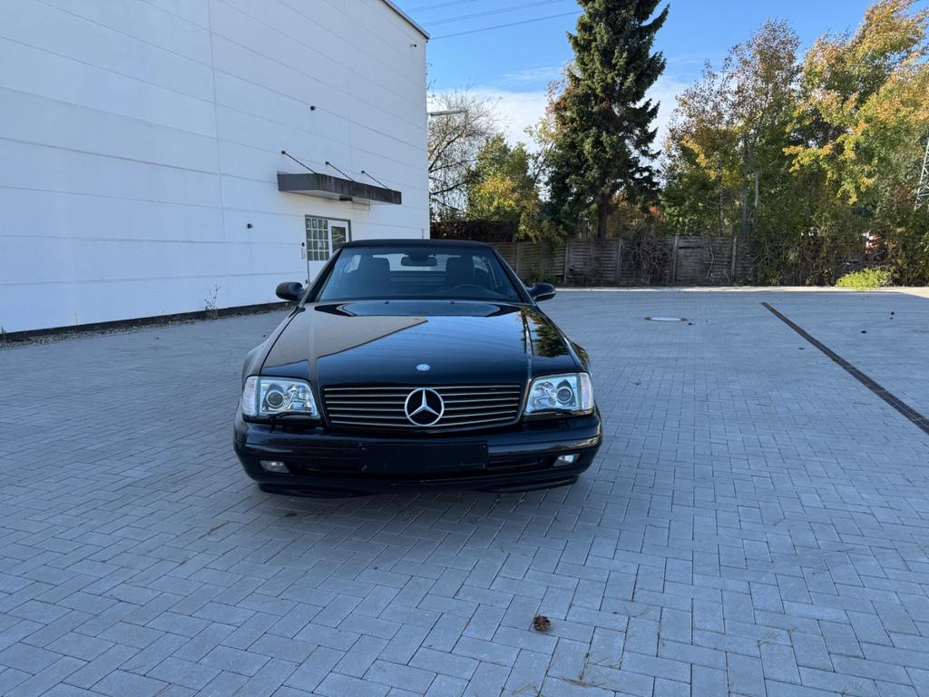 Mercedes-Benz SL 320