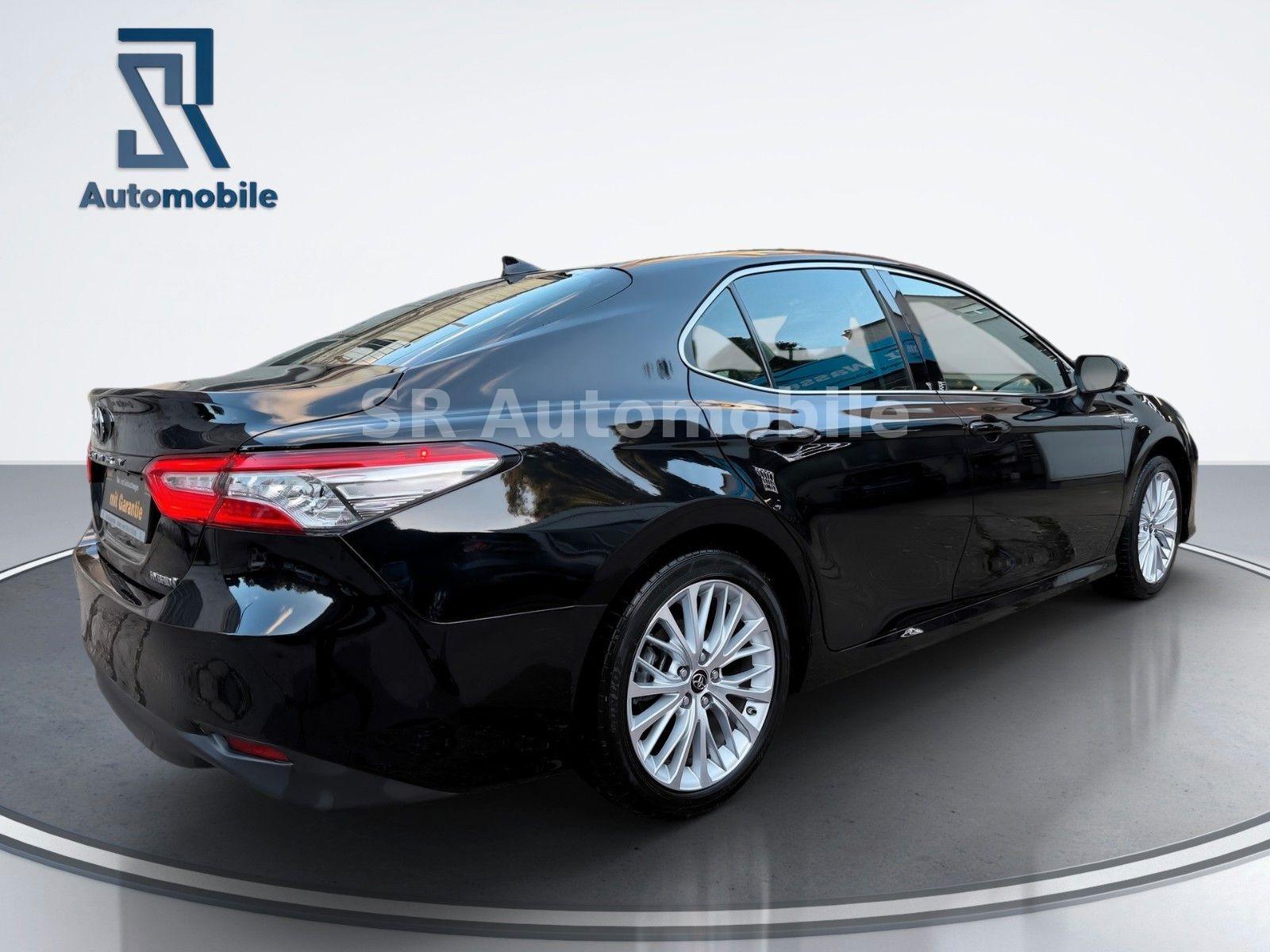 TOYOTA CAMRY HYBRID EXECUTIVE 2.5 218ch - SIÈGES CHAUFFANTS CUIR - GPS - RÉGULATEUR ADAPTATIF ACC - CAMÉRA DE RECUL