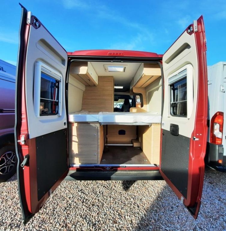 Fahrzeugabbildung Roadcar R 600 Tageszulassung 8.746 € sparen