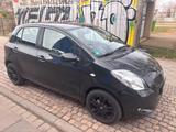 Toyota YARIS 1,3-l-VVT-i Executive schwarz... - Toyota Yaris: Executive