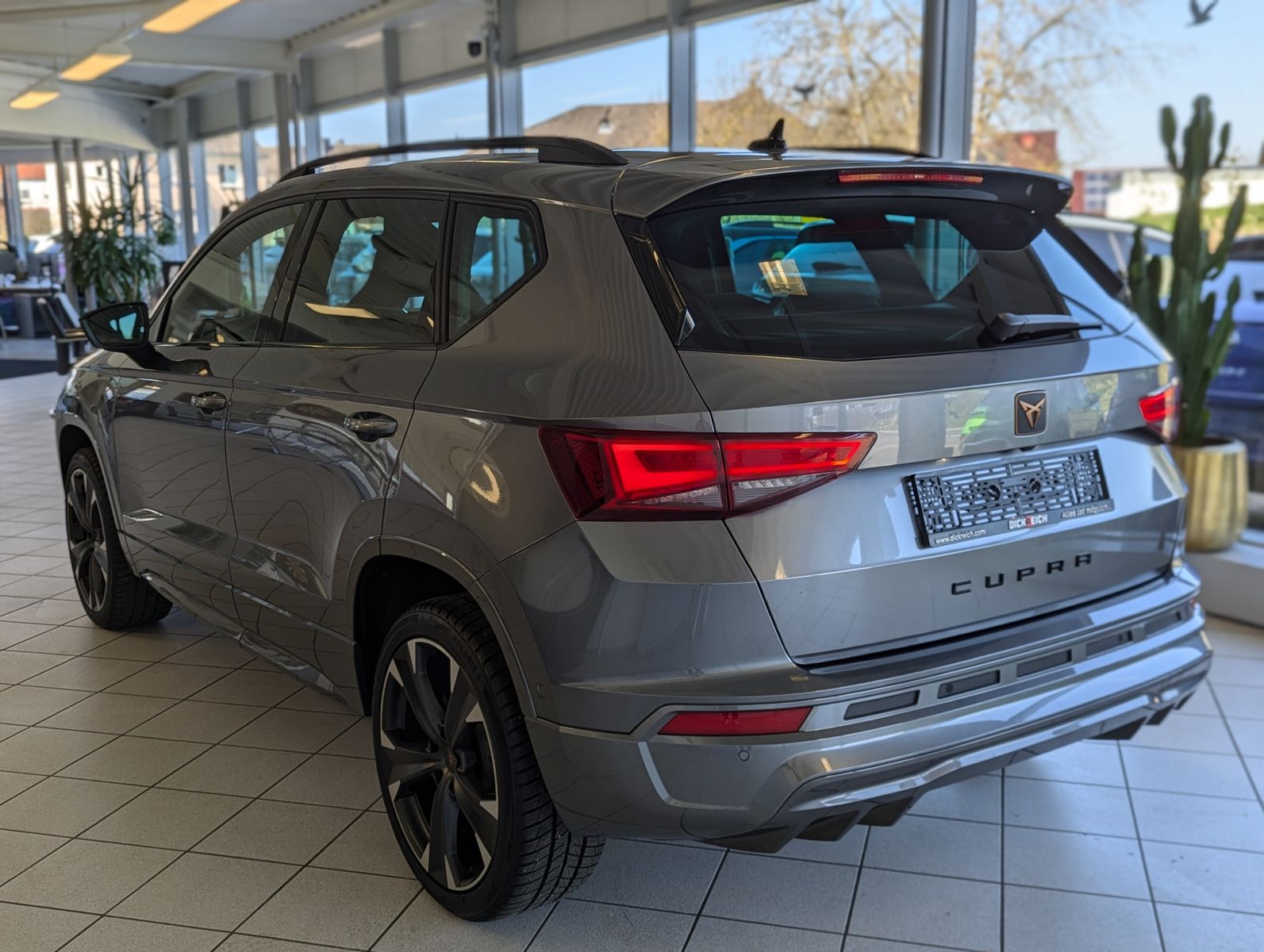 CUPRA Ateca 1.5 TSI DSG Pano LED ACC Winter-Paket AHK - Image 5