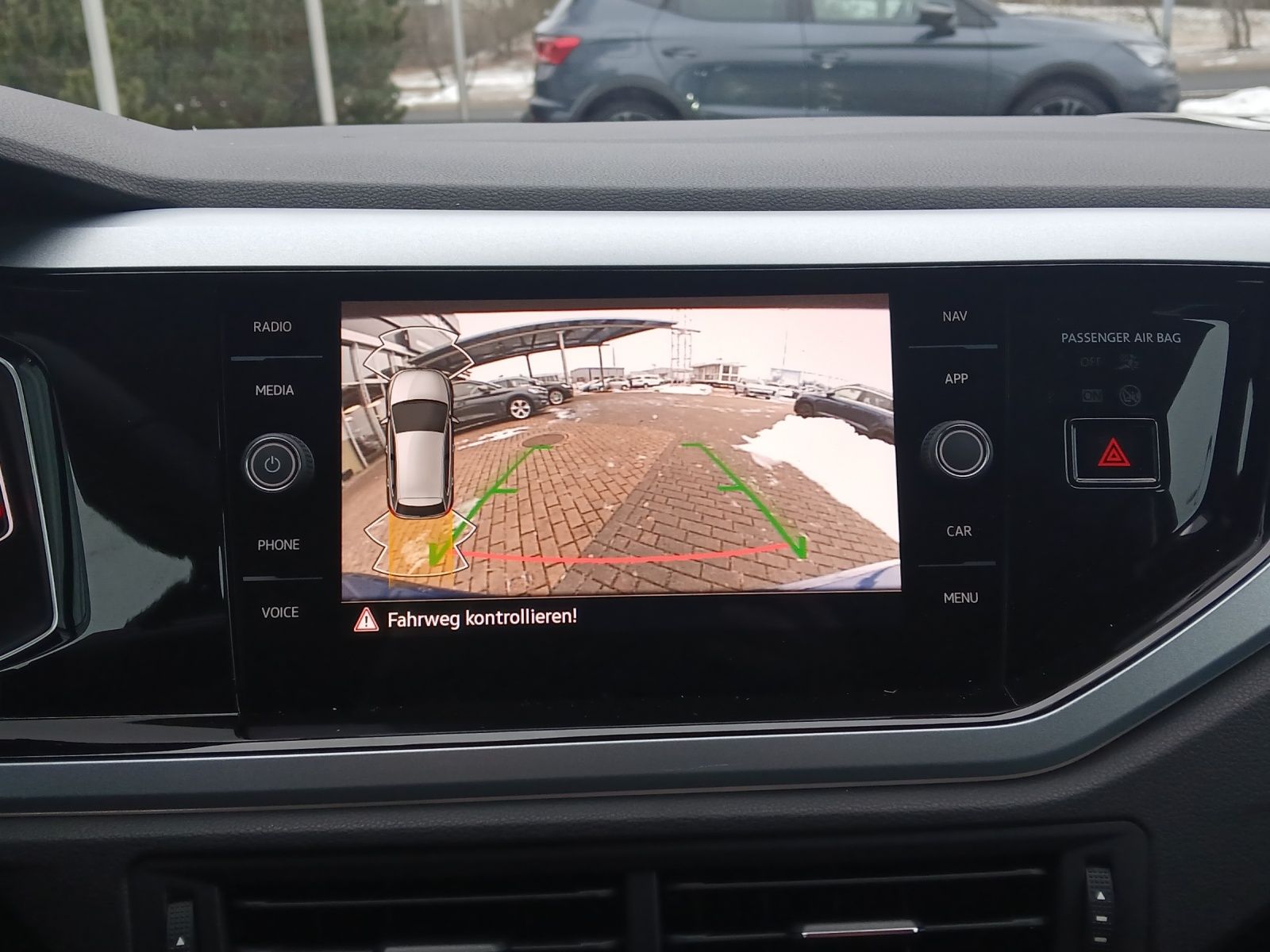 Fahrzeugabbildung Volkswagen Polo Energy TSI DSG LED ACC SH RearView AppConne