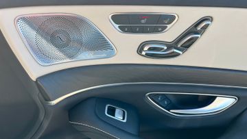 Mercedes S 560 - 11