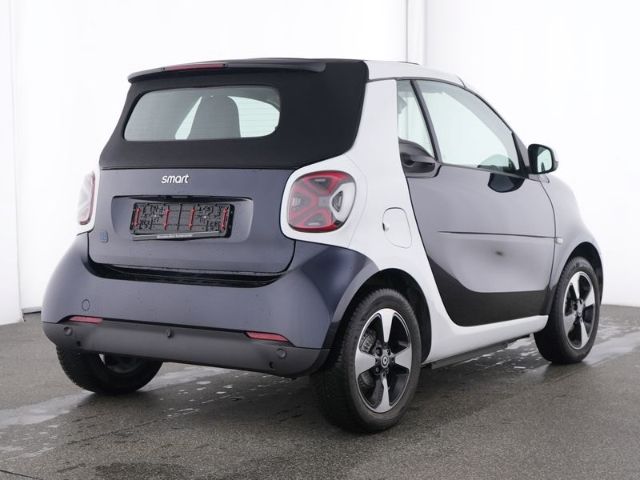 Smart fortwo EQ Cabrio Passion Exclusive 22kW JBL LED imagem 3