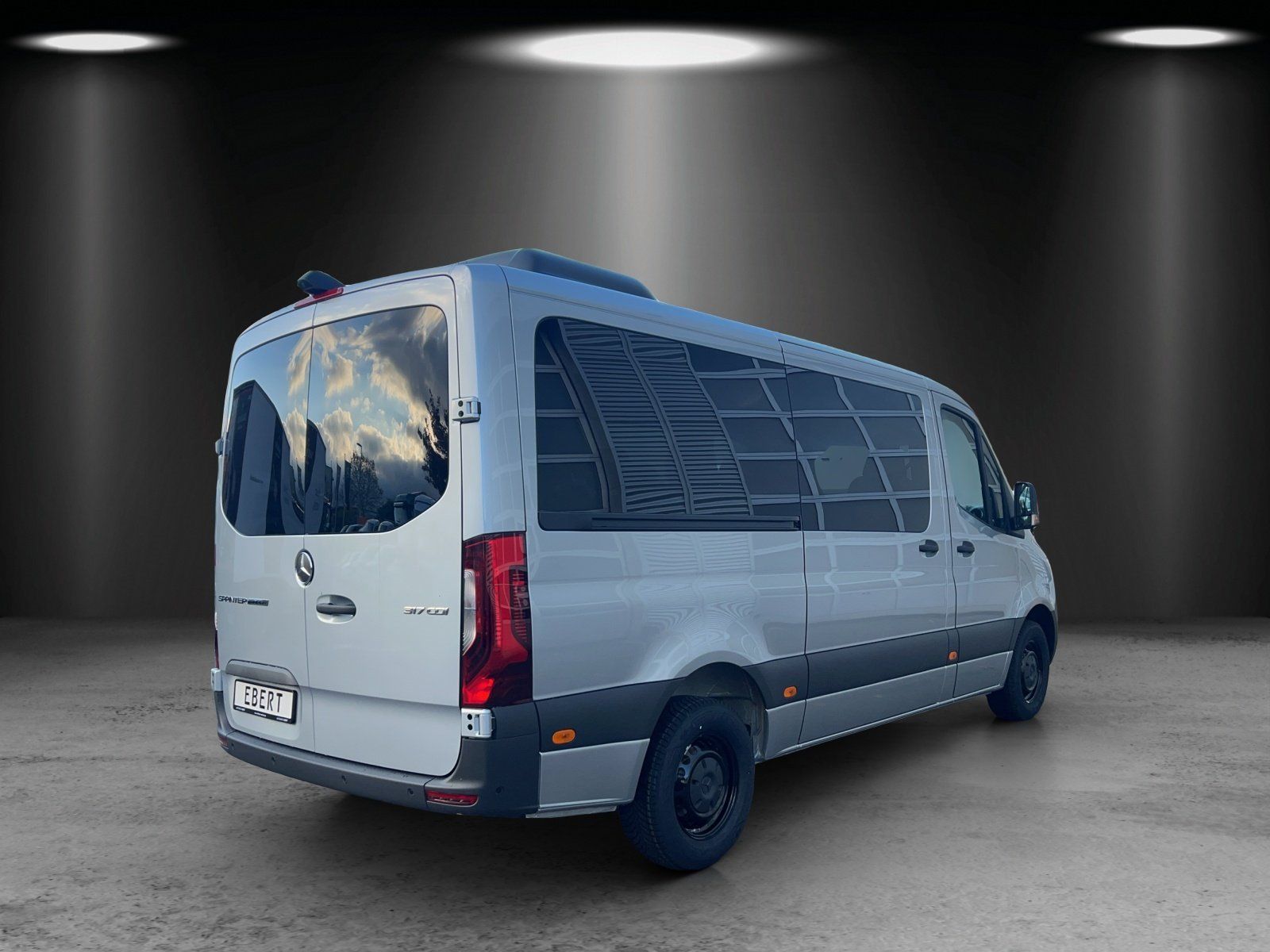 Fahrzeugabbildung Mercedes-Benz Sprinter 317 CDI 9G-Tronic LED Colorglas SiHeiz