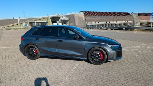 AUDI RS3 2.5 TFSI S tronic quattro Sportback - 515PS 