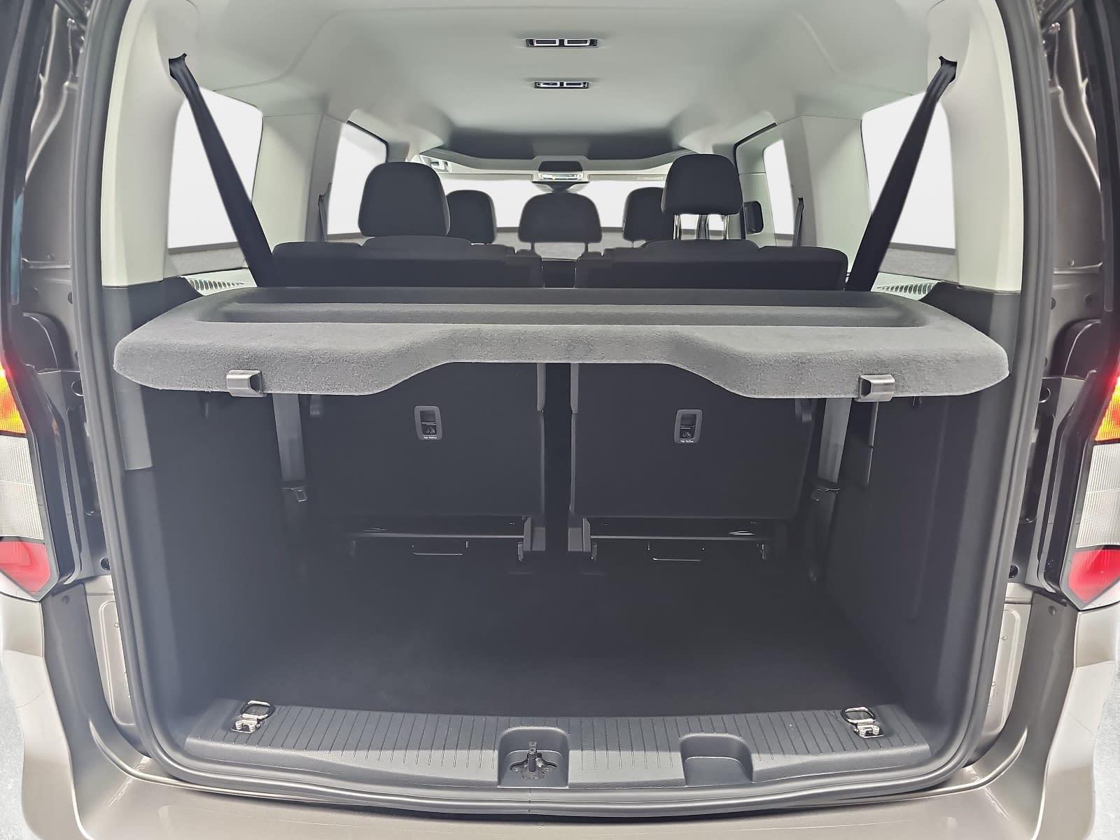 Volkswagen CADDY MAXI 1.5 TSI DSG LIFE APP-CONNECT AHK