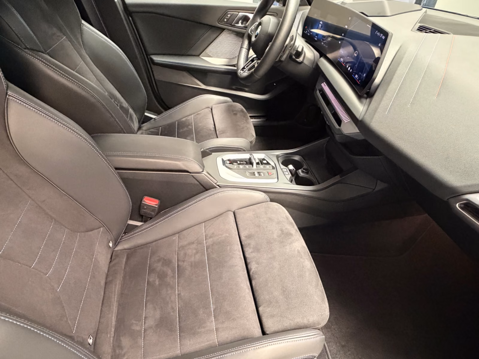 BMW 1 Series M Sport Pro Paket/Sonderausstattung, миниатюра 12