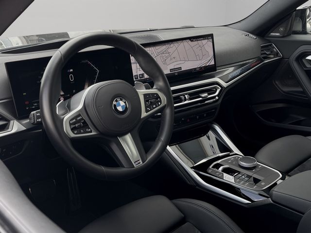 Foto Nummer 7: BMW 240i xDrive