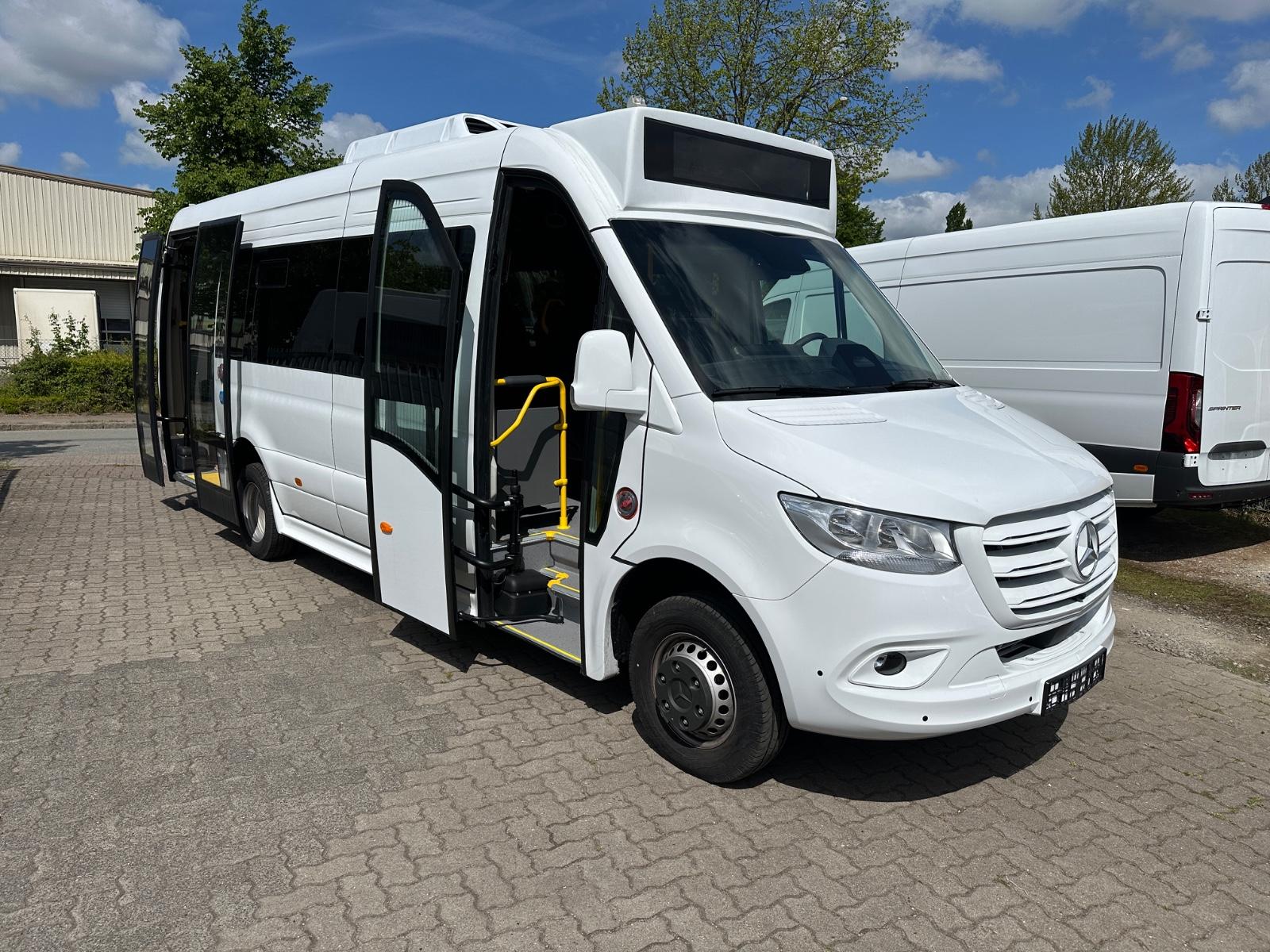Mercedes-Benz Sprinter 15+27 Linienbus Niederflur Rollstuhl
