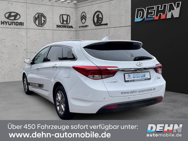 Hyundai i40 1.6 GDi blue Trend Navi-Paket