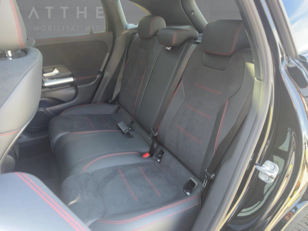 Fahrzeugabbildung Mercedes-Benz GLA 200 d AMG/Night/Pano/Kamera/AHK