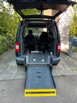 Volkswagen Caddy 1,6TDI Paramobil Umbau *Behindertegerecht* - gebrauchte VW Caddy aus dem Jahr 2011