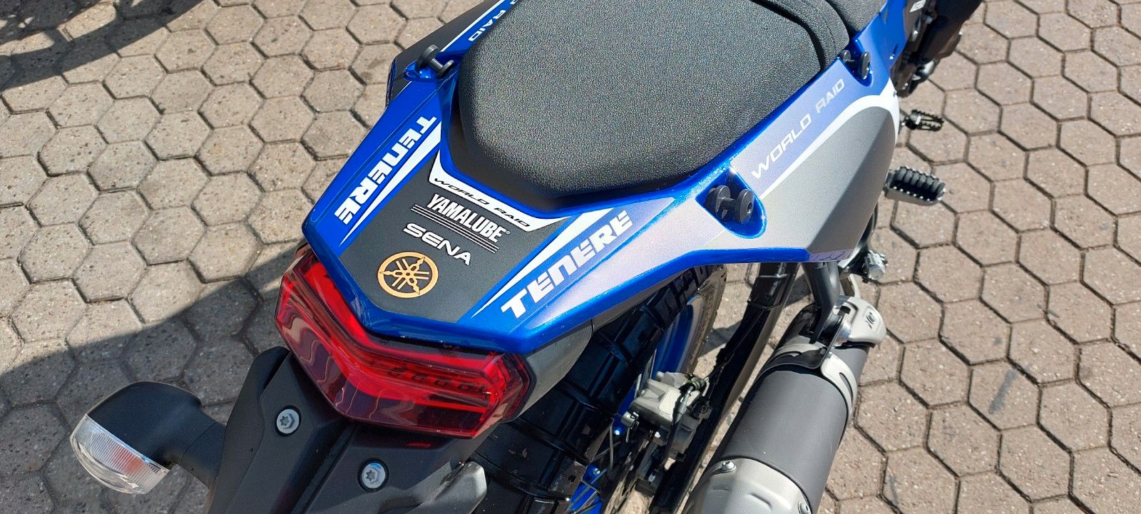 Fahrzeugabbildung Yamaha XTZ 700  nur 1750 KM  Foliert + Hauptständer
