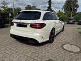 Mercedes-Benz C 63 AMG Mercedes-AMG C 63 T S Mercedes-AMG S - Mercedes-Benz C 63 AMG Gebrauchtwagen in Hamburg