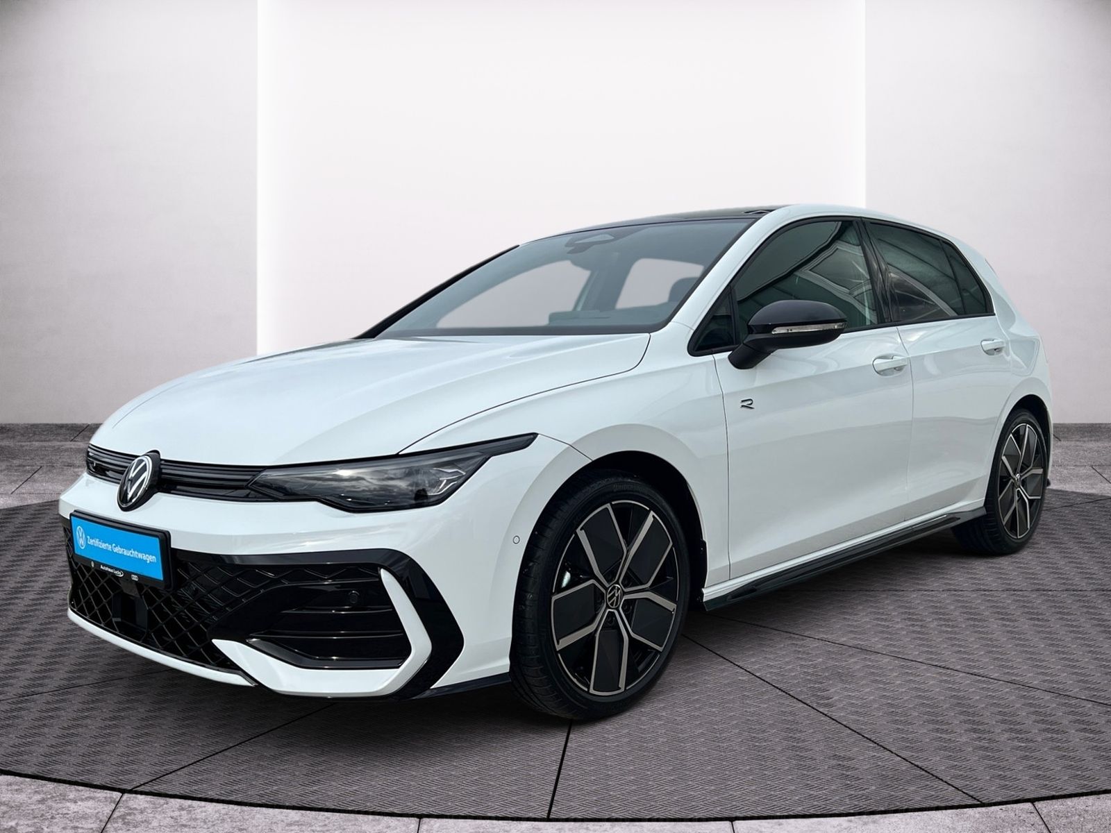 Volkswagen Golf R-Line 1,5 l TSI Matrix Sound Black Style foto 4