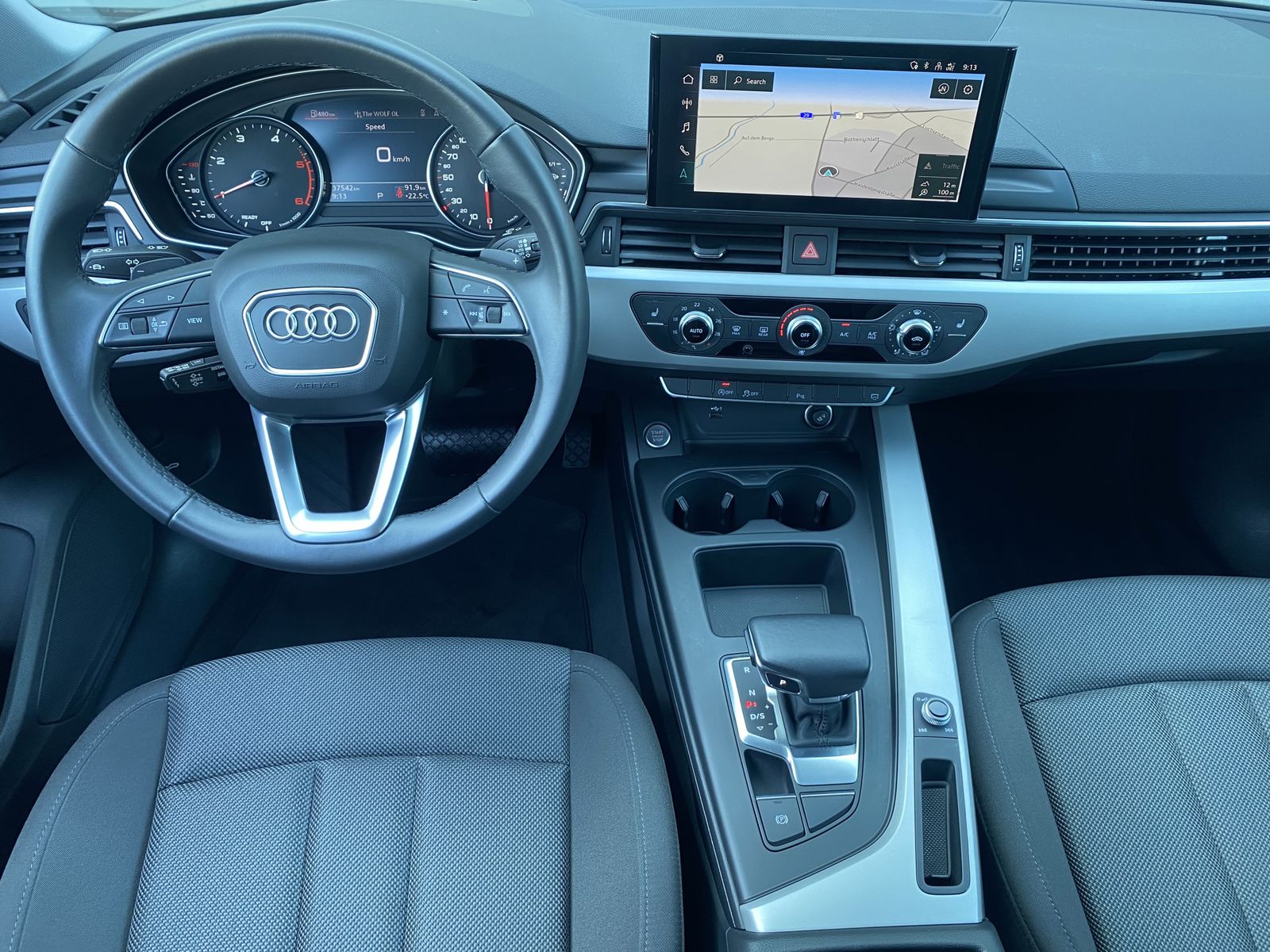 Fahrzeugabbildung Audi A4 Avant 35 TDI Advanced NAV+LED+ACC+HUD+DAB+1HD