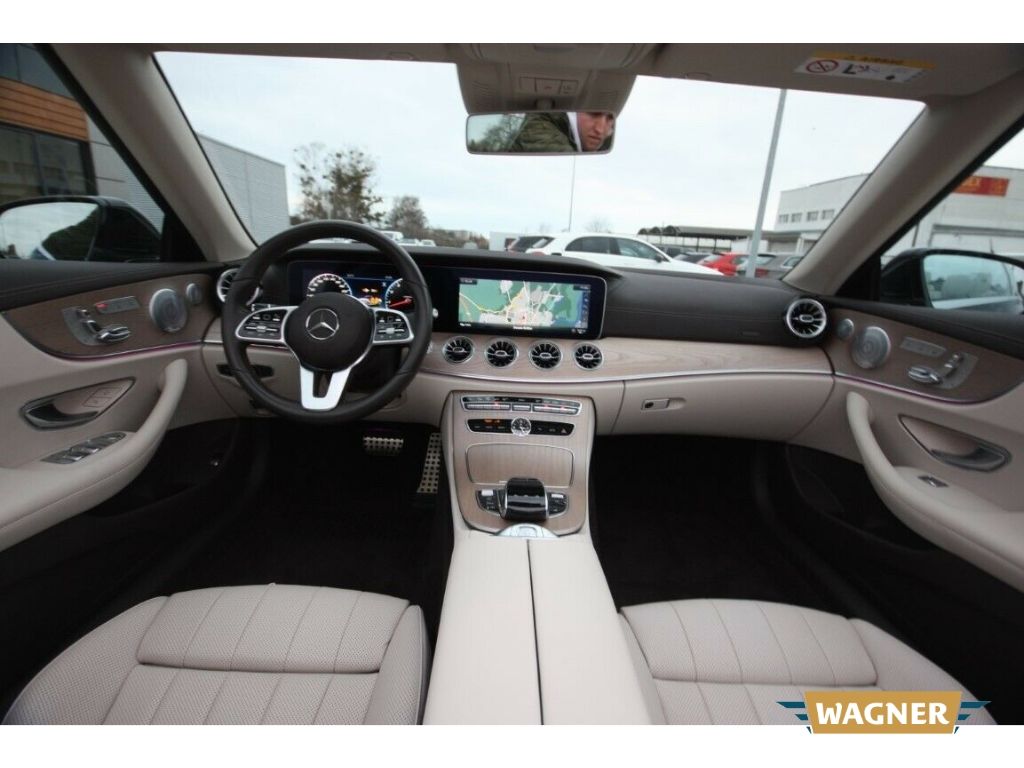 Fahrzeugabbildung Mercedes-Benz E 450 Cabrio 4Matic AMG Line Voll Voll Voll