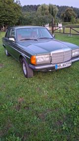 Mercedes-Benz w123 300d - Mercedes-Benz 300: D W123