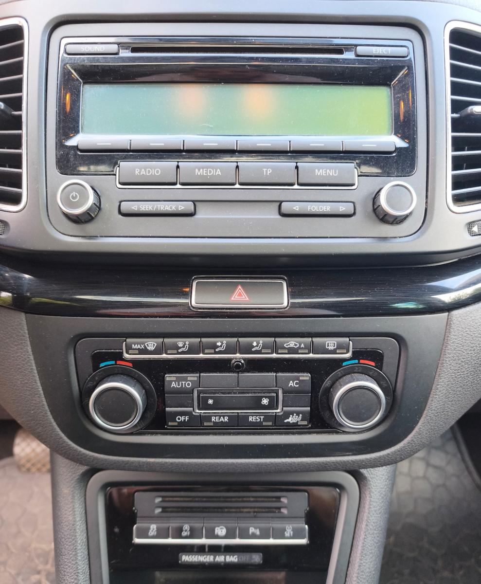 Seat Alhambra 2013 — photo 10