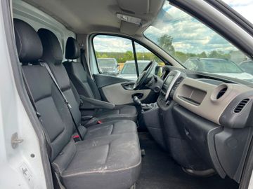 Renault Trafic - 10
