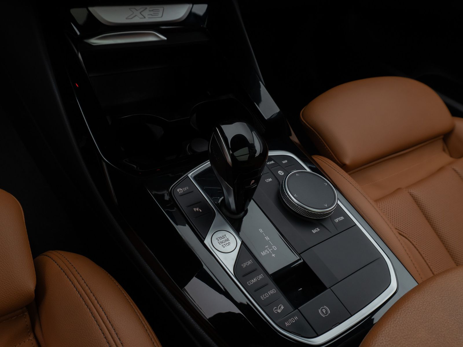 Fahrzeugabbildung BMW X3 xD30i M Sport Panorama Kamera DAB HiFi Alarm