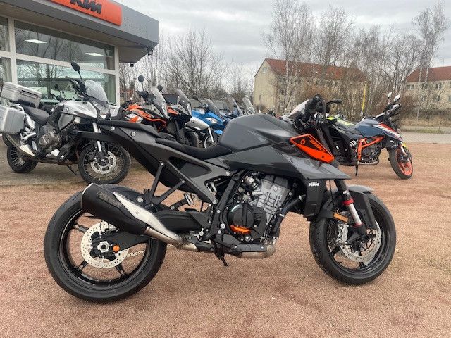 KTM 990 DUKE 4 Jahre Garantie