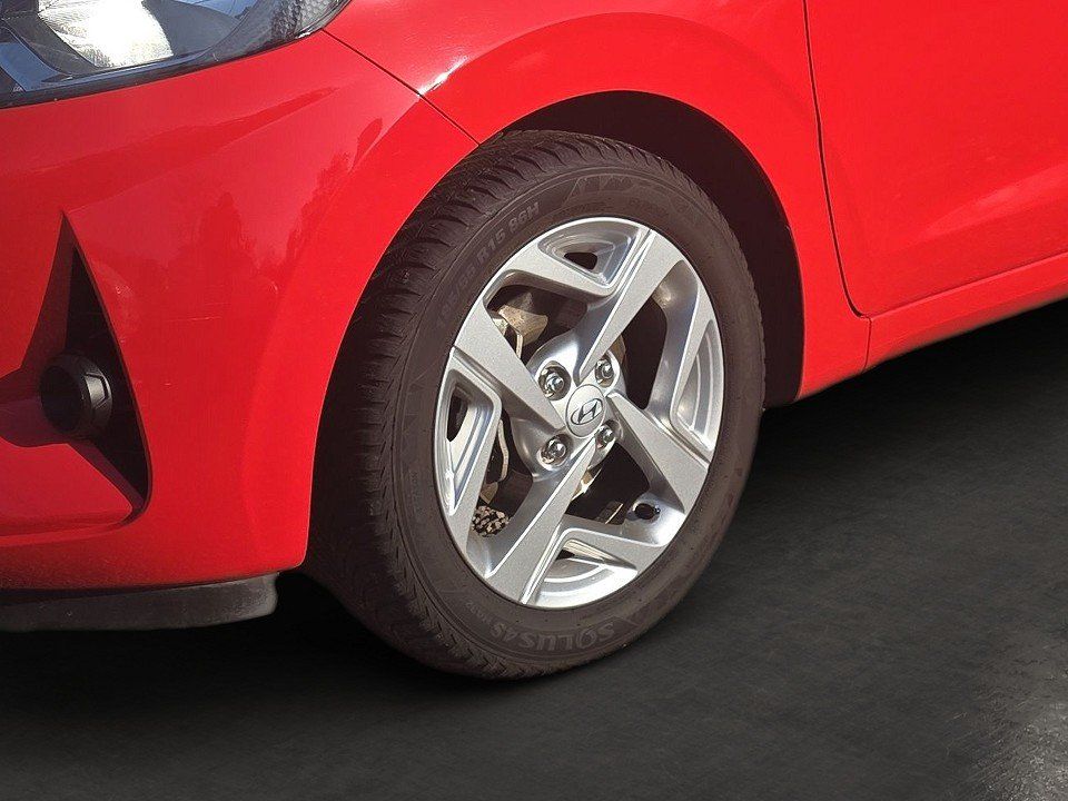 Fahrzeugabbildung Hyundai i10 1.0i Trend Komfortpaket Navi