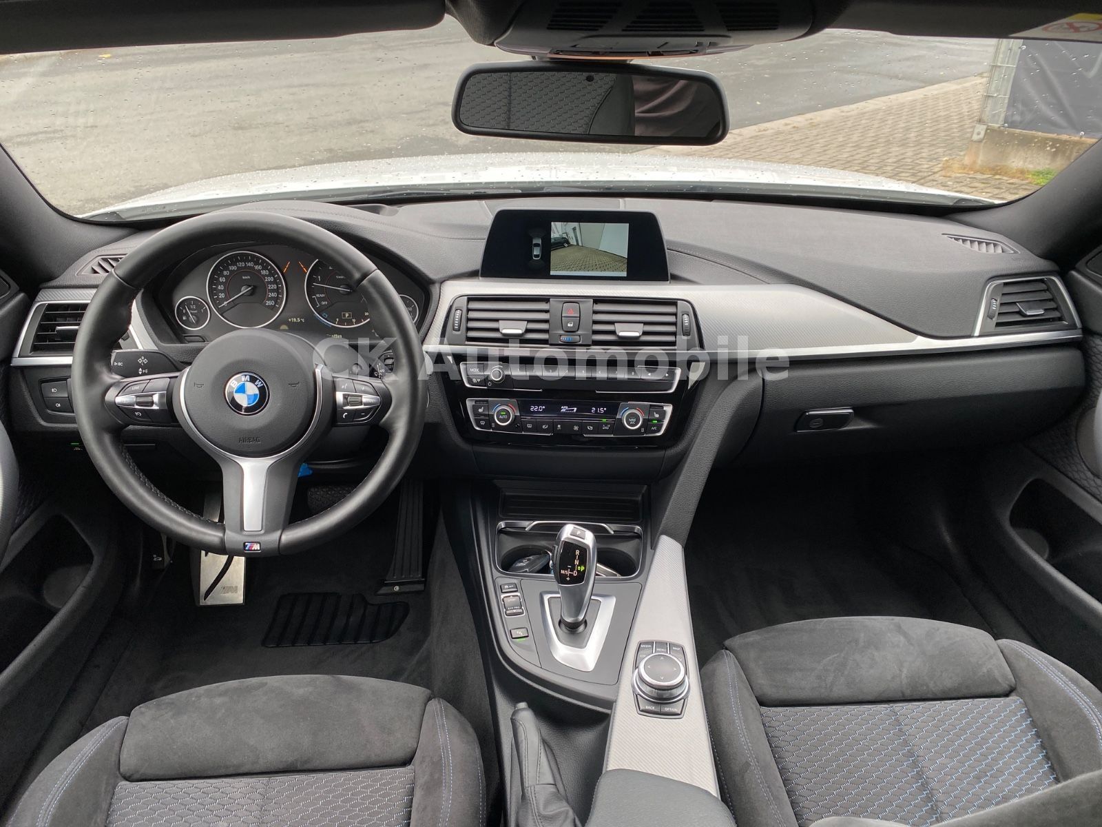 Fahrzeugabbildung BMW 430d xDrive Gran Coupe M-Sport/Navi/Head-Up/LED