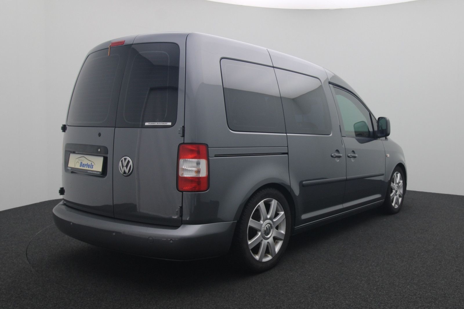Fahrzeugabbildung Volkswagen Caddy 2.0 Kombi Soccer Trendline NAVI