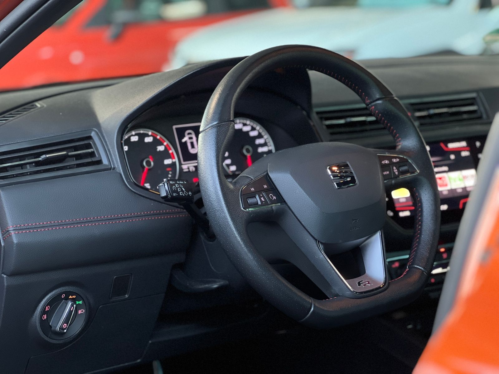 Fahrzeugabbildung SEAT IBIZA 1.0 TSI FR KLIMA LED NAVI ALU