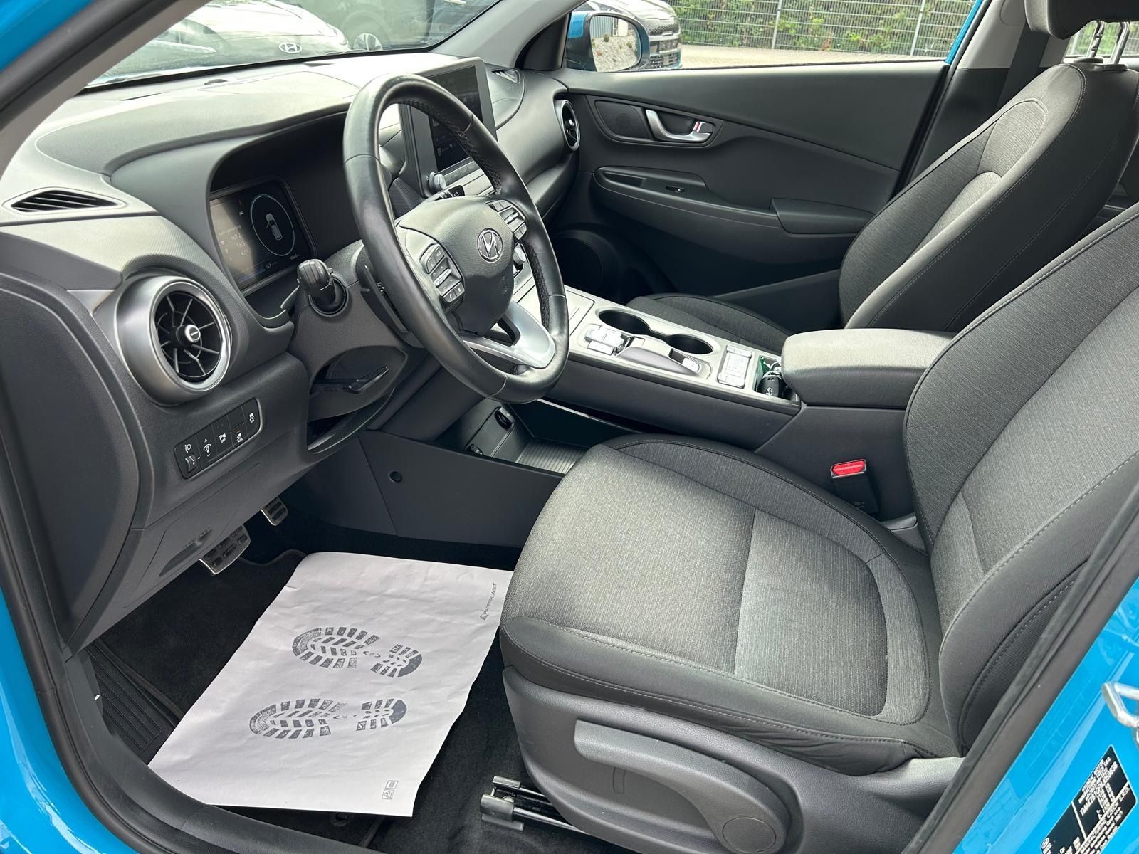 Fahrzeugabbildung Hyundai Kona Select°64 kWh°Kamera°1.Hand°